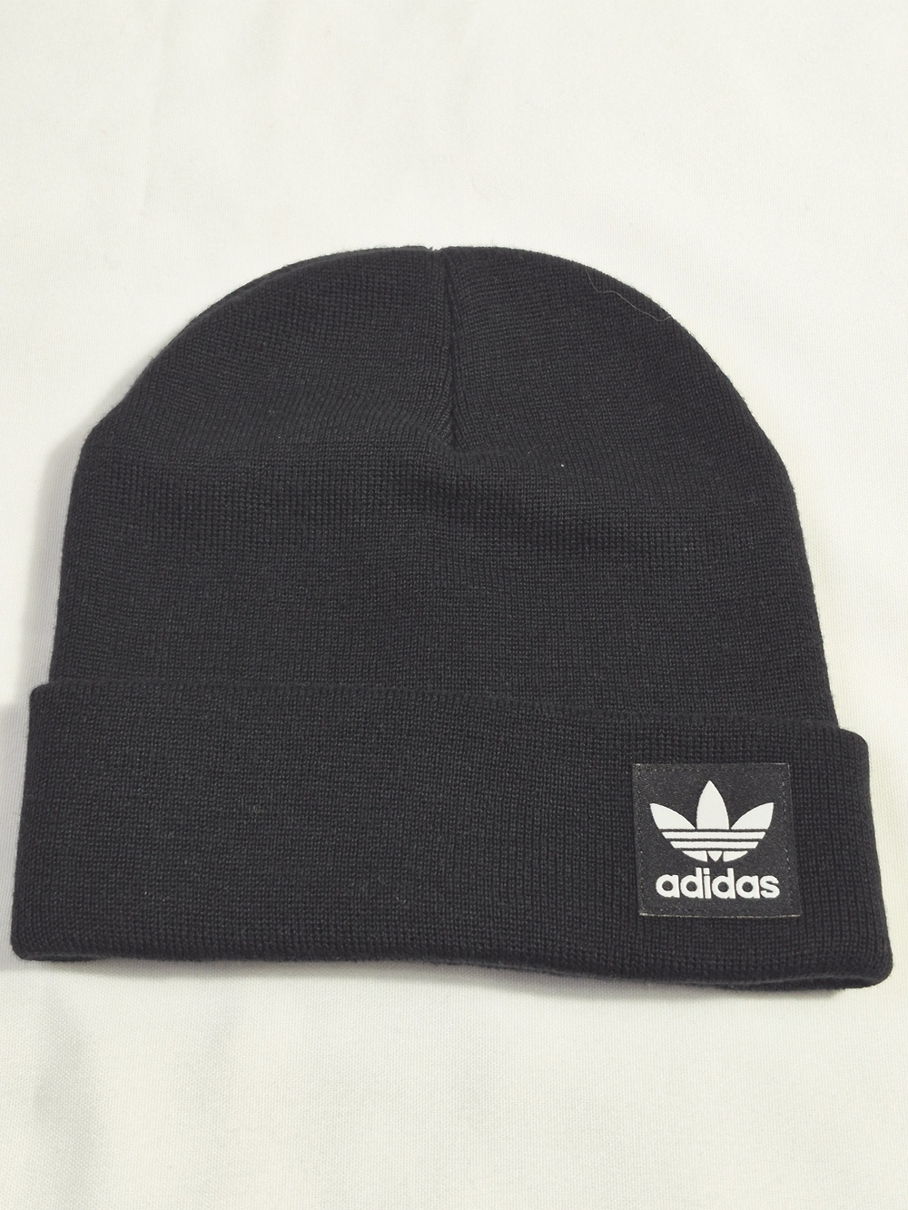 Adidas Originals Beanie Black & White Winter Hat Logo Unisex One Size - New